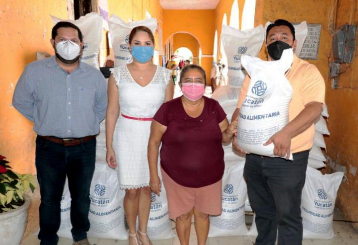 Programa Seguridad Alimentaria llega a familias de Tixkokob y Acanceh